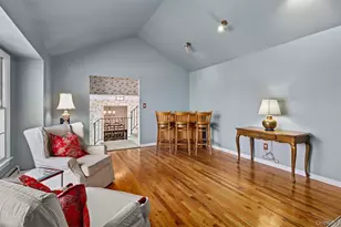10 Carolee Ct, West Islip, NY 11795 - Photo 23