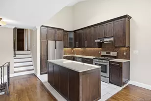 69-33 Little Neck Pkwy, Glen Oaks, NY 11004 - Photo 9