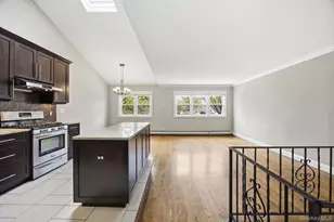 69-33 Little Neck Pkwy, Glen Oaks, NY 11004 - Photo 7