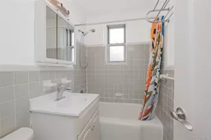 5645 Netherland Ave, Bronx, NY 10463 - Photo 7