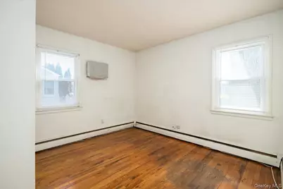 412 Atlantic Avenue, Massapequa Park, NY 11762 - Photo 9