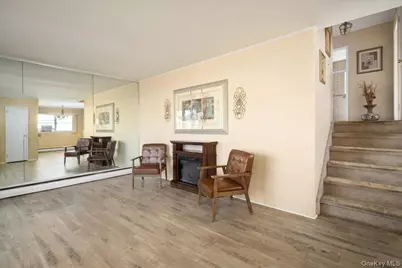 412 Atlantic Avenue, Massapequa Park, NY 11762 - Photo 3
