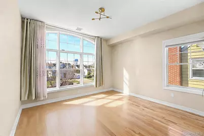 253 Devonshire Drive, New Hyde Park, NY 11040 - Photo 9