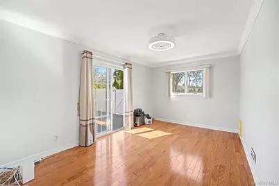 253 Devonshire Drive, New Hyde Park, NY 11040 - Photo 11