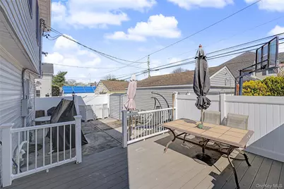 253 Devonshire Drive, New Hyde Park, NY 11040 - Photo 17