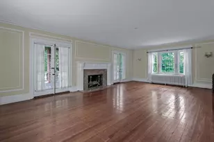44 Arbor Pl, Glen Cove, NY 11542 - Photo 9