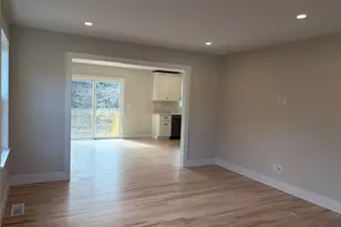 91 17th St, Wading River, NY 11792 - Photo 5