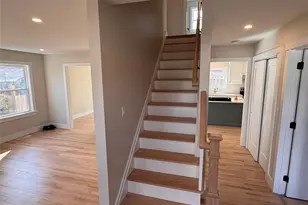 91 17th St, Wading River, NY 11792 - Photo 7