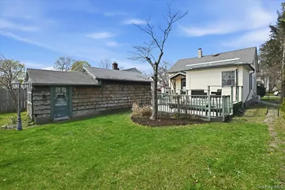 36 Pine Street, Islip, NY 11751 - Photo 33