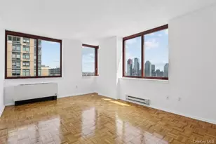 4-74 48th Ave, Long Island City, NY 11109 - Photo 5