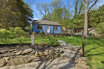 71 Hollow Road, Stony Brook, NY 11790 - Photo 1