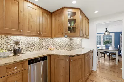 71 Hollow Road, Stony Brook, NY 11790 - Photo 9