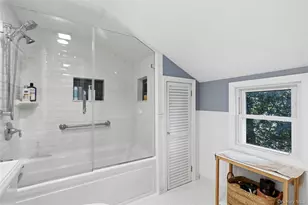 71 Hollow Rd, Stony Brook, NY 11790 - Photo 17