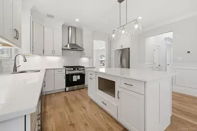 447 Keller Avenue, Elmont, NY 11003 - Photo 17