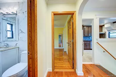7401 220th Street #132B2, Oakland Gardens, NY 11364 - Photo 17