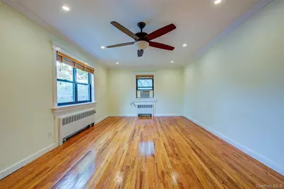7401 220th Street #132B2, Oakland Gardens, NY 11364 - Photo 19