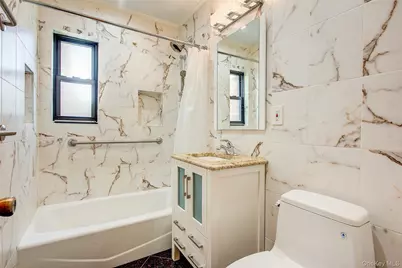 7401 220th Street #132B2, Oakland Gardens, NY 11364 - Photo 11