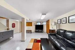 64-16 Metropolitan Ave, Middle Village, NY 11379 - Photo 17
