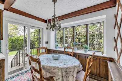 185 Whistler Road, Manhasset, NY 11030 - Photo 9