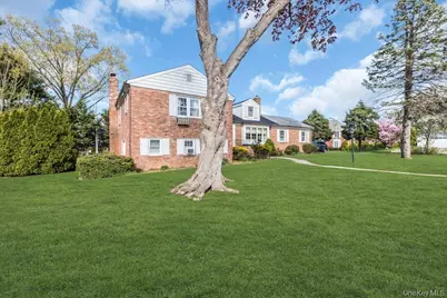 185 Whistler Road, Manhasset, NY 11030 - Photo 25