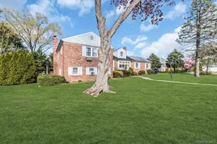 185 Whistler Rd, Manhasset, NY 11030 - Photo 25