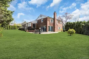 185 Whistler Rd, Manhasset, NY 11030 - Photo 21