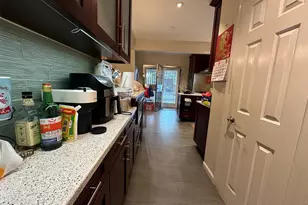 35-20 Utopia Pkwy, Flushing, NY 11358 - Photo 17