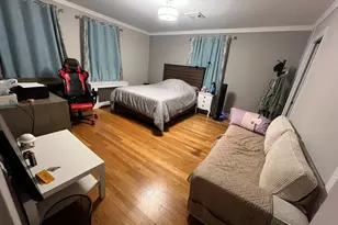 35-20 Utopia Pkwy, Flushing, NY 11358 - Photo 19