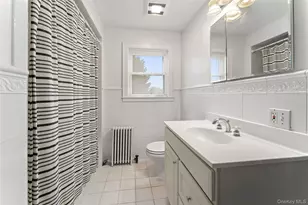 1408 Shelbourne Ave, Mamaroneck, NY 10543 - Photo 13