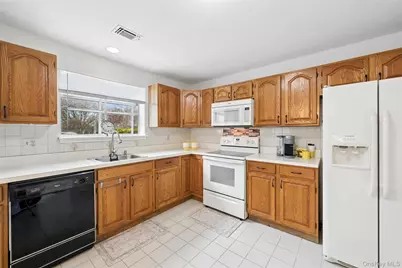 248 River Drive #248, Moriches, NY 11955 - Photo 7