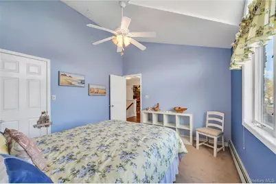 26 Ballad Lane, Hicksville, NY 11801 - Photo 11