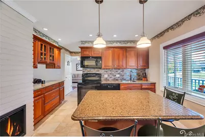 26 Ballad Lane, Hicksville, NY 11801 - Photo 3