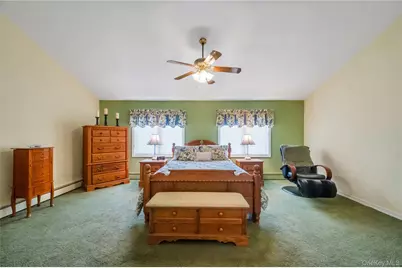 26 Ballad Lane, Hicksville, NY 11801 - Photo 13