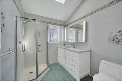 26 Ballad Lane, Hicksville, NY 11801 - Photo 17
