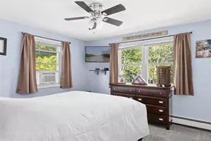 12 Lakeview Dr, Middle Island, NY 11953 - Photo 9