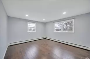 54 Ketcham Ave, Hicksville, NY 11801 - Photo 21