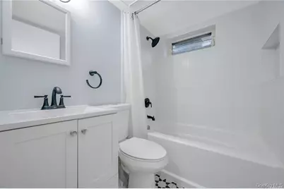54 Ketcham Avenue, Hicksville, NY 11801 - Photo 25