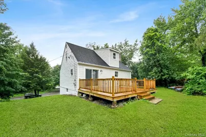 16 Tiger Road, Hopewell Junction, NY 12533 - Photo 3