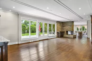 11 Flower Ln, Great Neck, NY 11024 - Photo 5