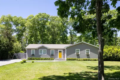 29 Matthews Drive, Remsenburg, NY 11972 - Photo 3