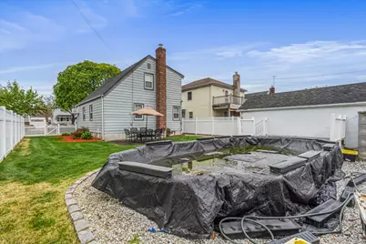7942 264th Street, Glen Oaks, NY 11004 - Photo 25