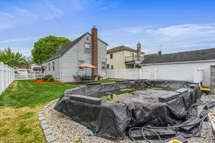 79-42 264th St, Glen Oaks, NY 11004 - Photo 25