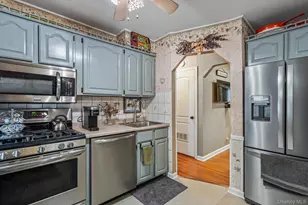 79-42 264th St, Glen Oaks, NY 11004 - Photo 5
