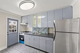 22-19 28th St, Astoria, NY 11105 - Photo 15