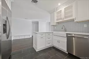 26 Clearland Ave, Carle Place, NY 11514 - Photo 13