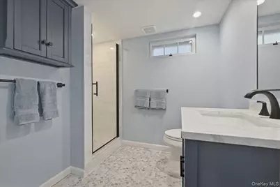 26 Clearland Avenue, Carle Place, NY 11514 - Photo 27