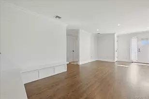 26 Clearland Ave, Carle Place, NY 11514 - Photo 9