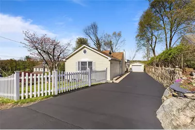 11 Daisy Drive, Mahopac, NY 10541 - Photo 3