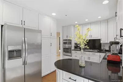 30 Ediths Way, Hastings on Hudson, NY 10706 - Photo 13