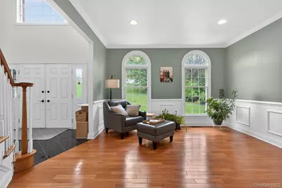 31 Sunflower Circle, Wappingers Falls, NY 12590 - Photo 11